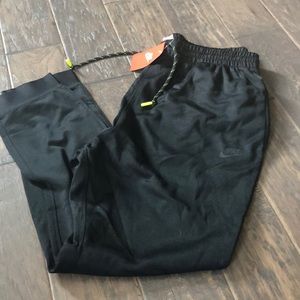 Nike Men’s XL jogger style athletic pant